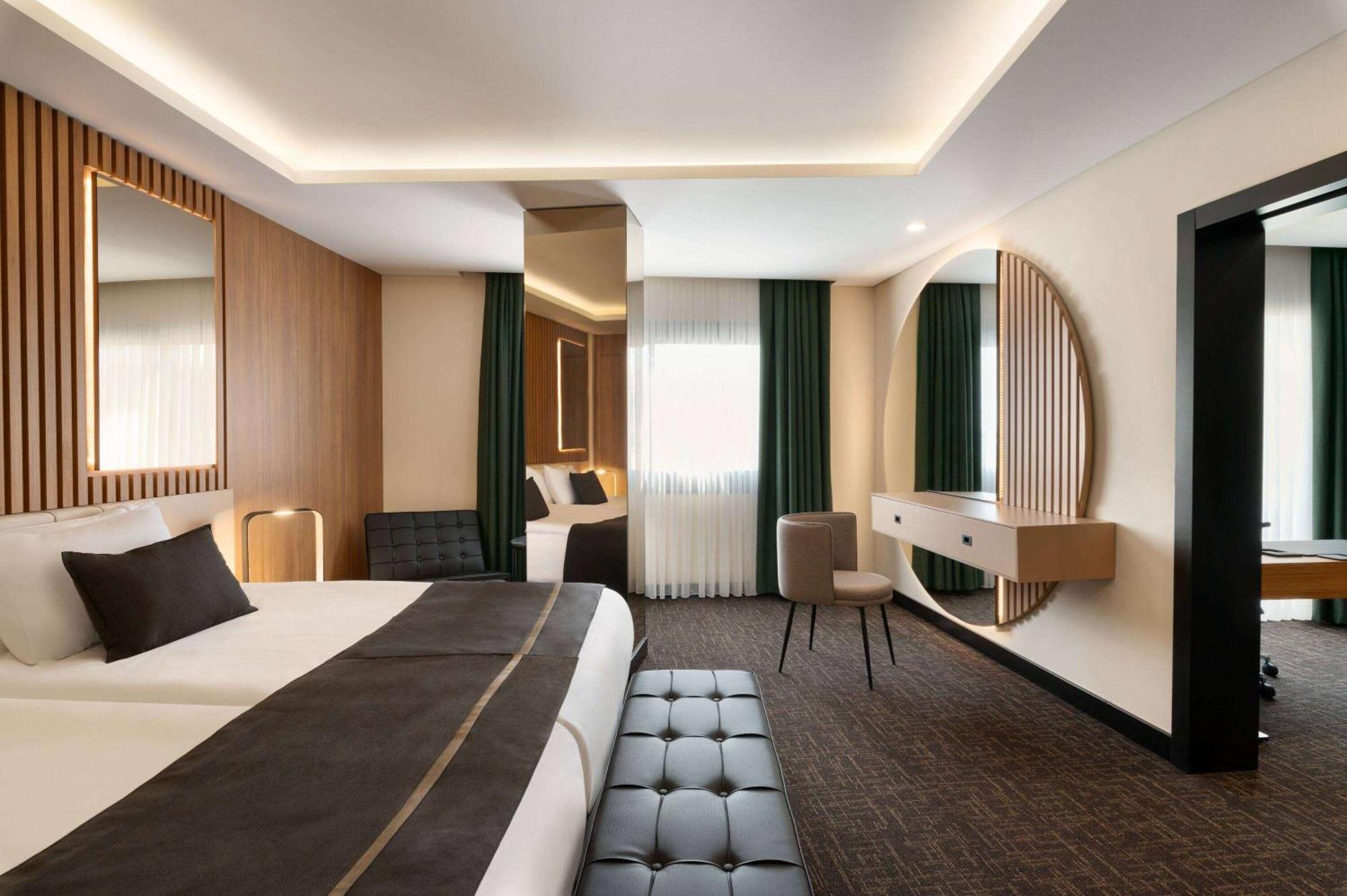 Ft Lotus Thermal Hotel&Spa Trademark Collection By Wyndham Menemen Exteriör bild