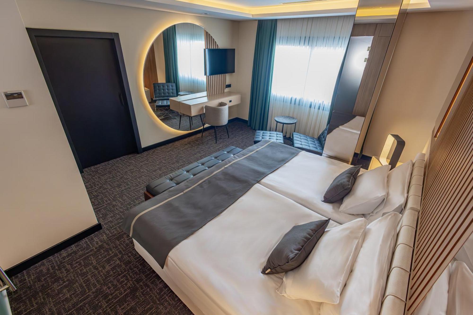 Ft Lotus Thermal Hotel&Spa Trademark Collection By Wyndham Menemen Exteriör bild
