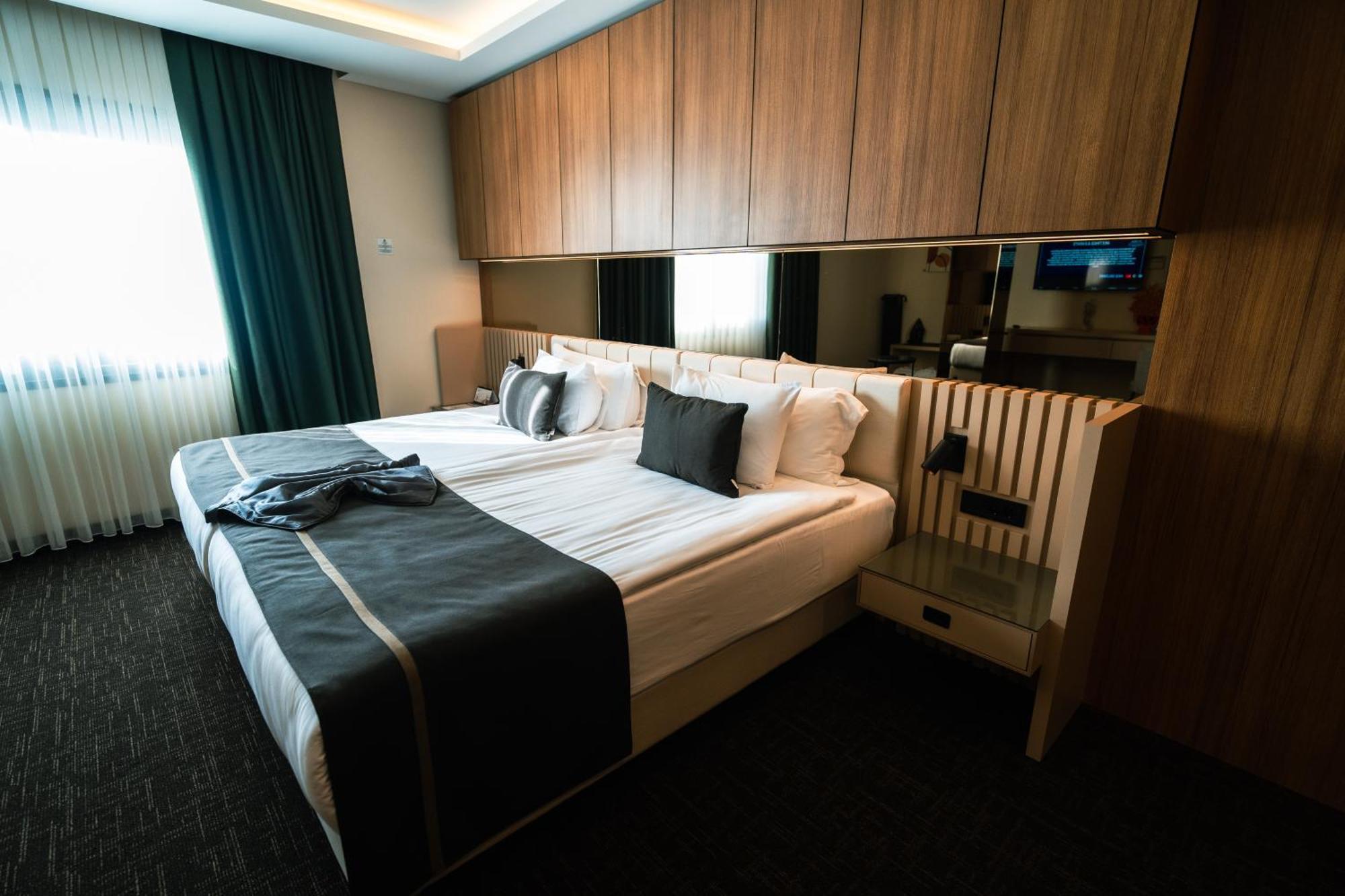 Ft Lotus Thermal Hotel&Spa Trademark Collection By Wyndham Menemen Exteriör bild